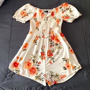 Cute Summer/Spring off-the-shoulder Romper
